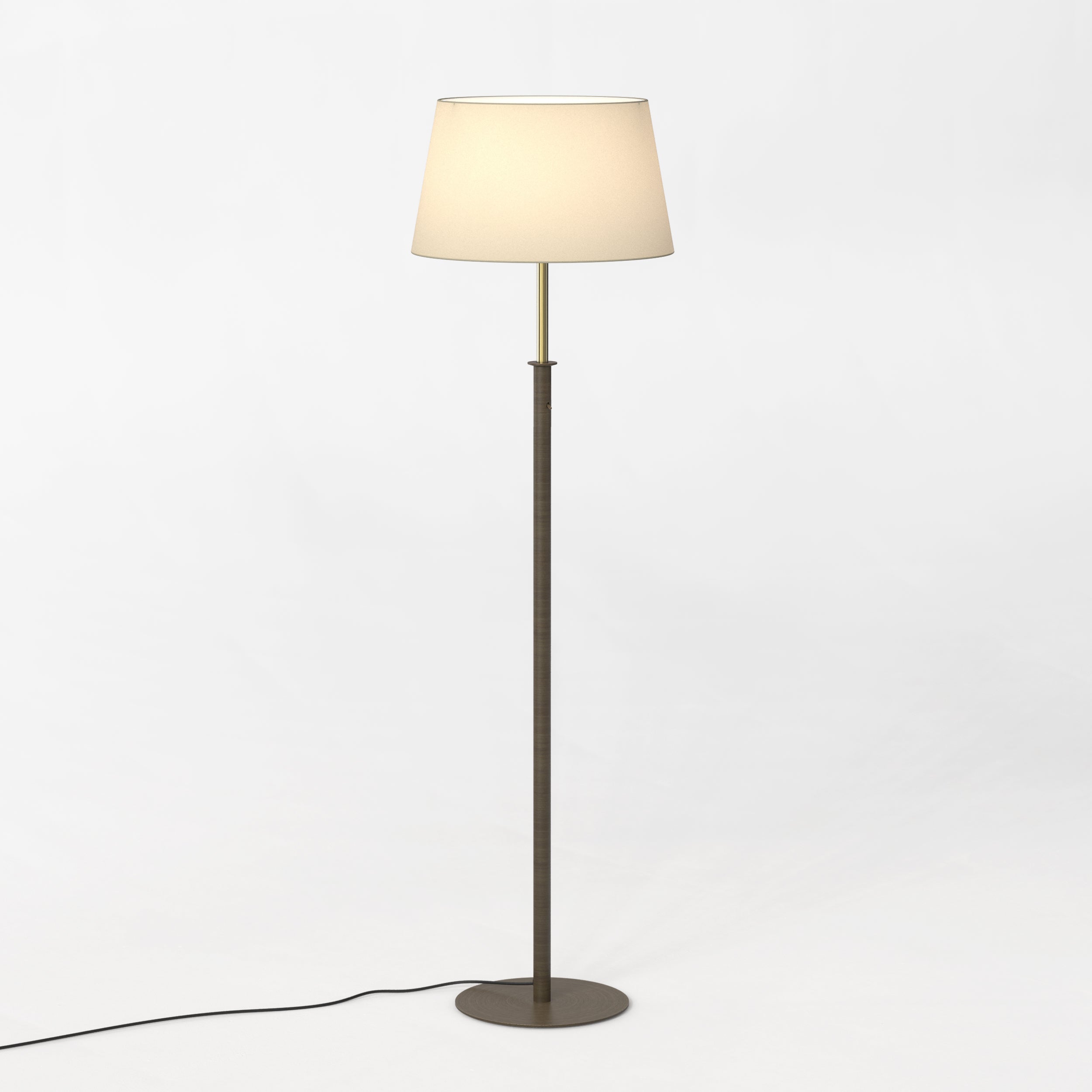 Club Floor Lamp
