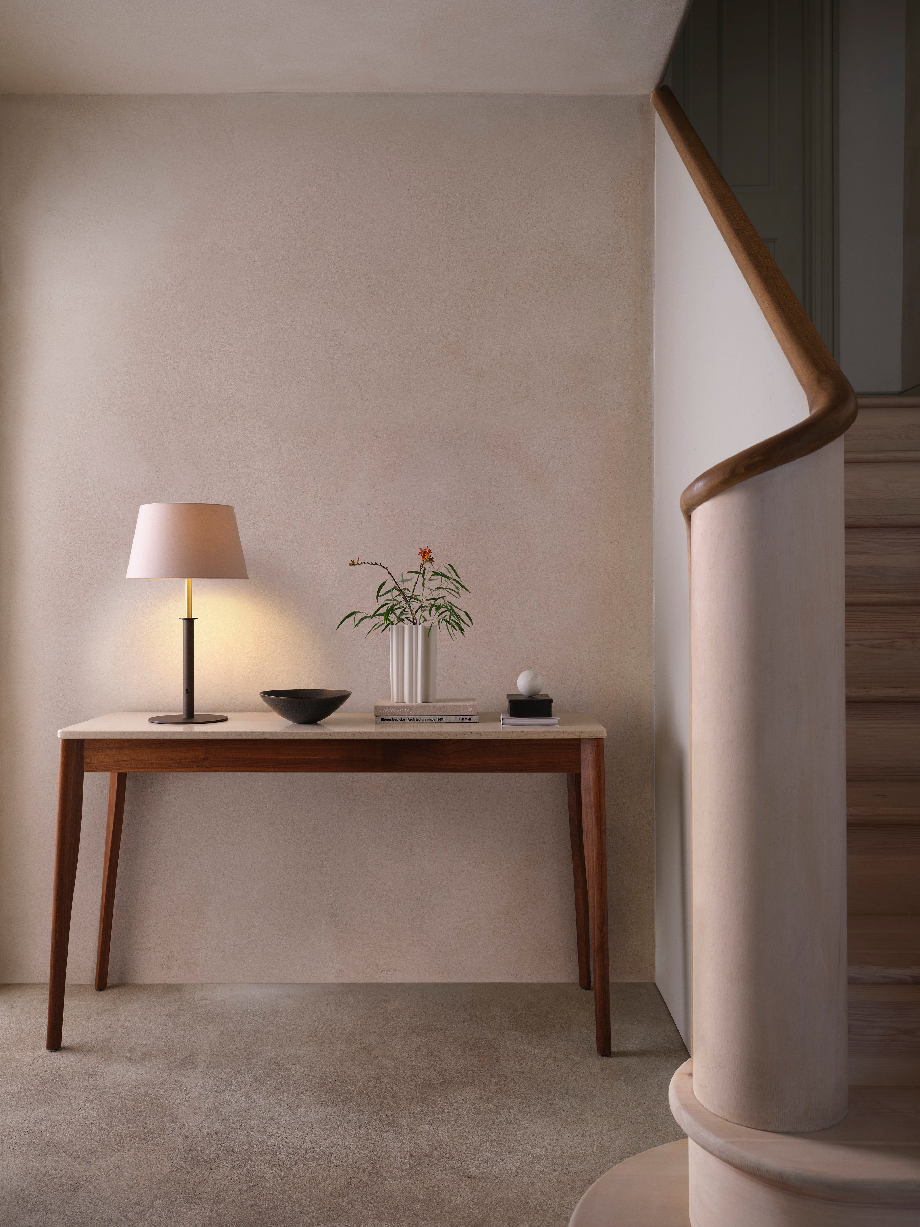 Club Table Lamp