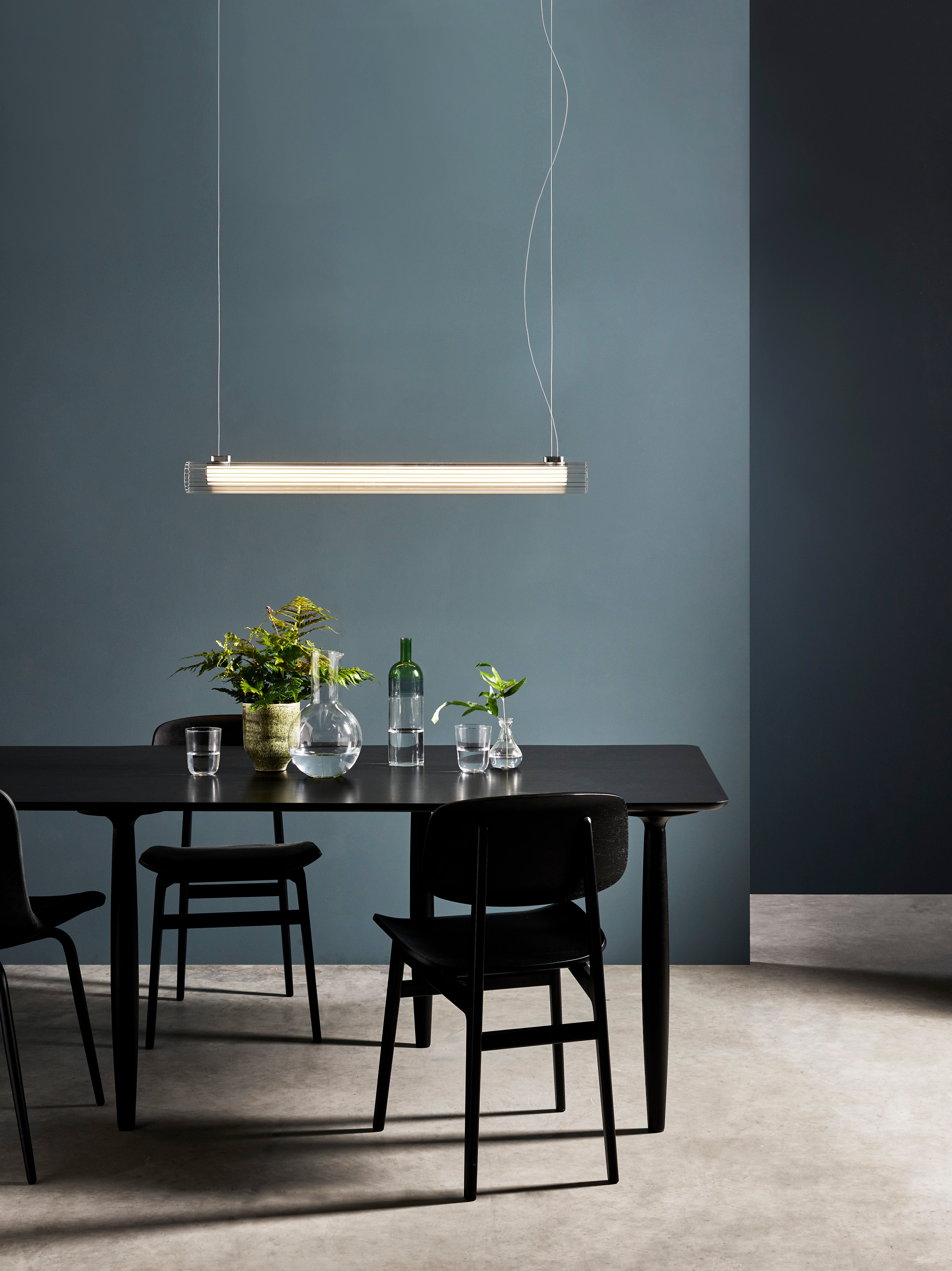 io Pendant 1000- Polished Chrome/ Black