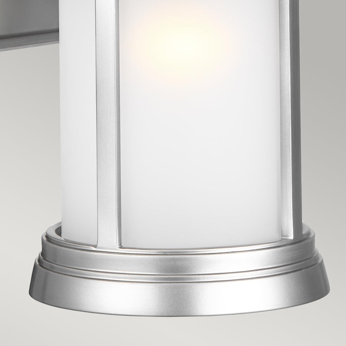 Newport Medium Wall Lantern – Brushed Steel