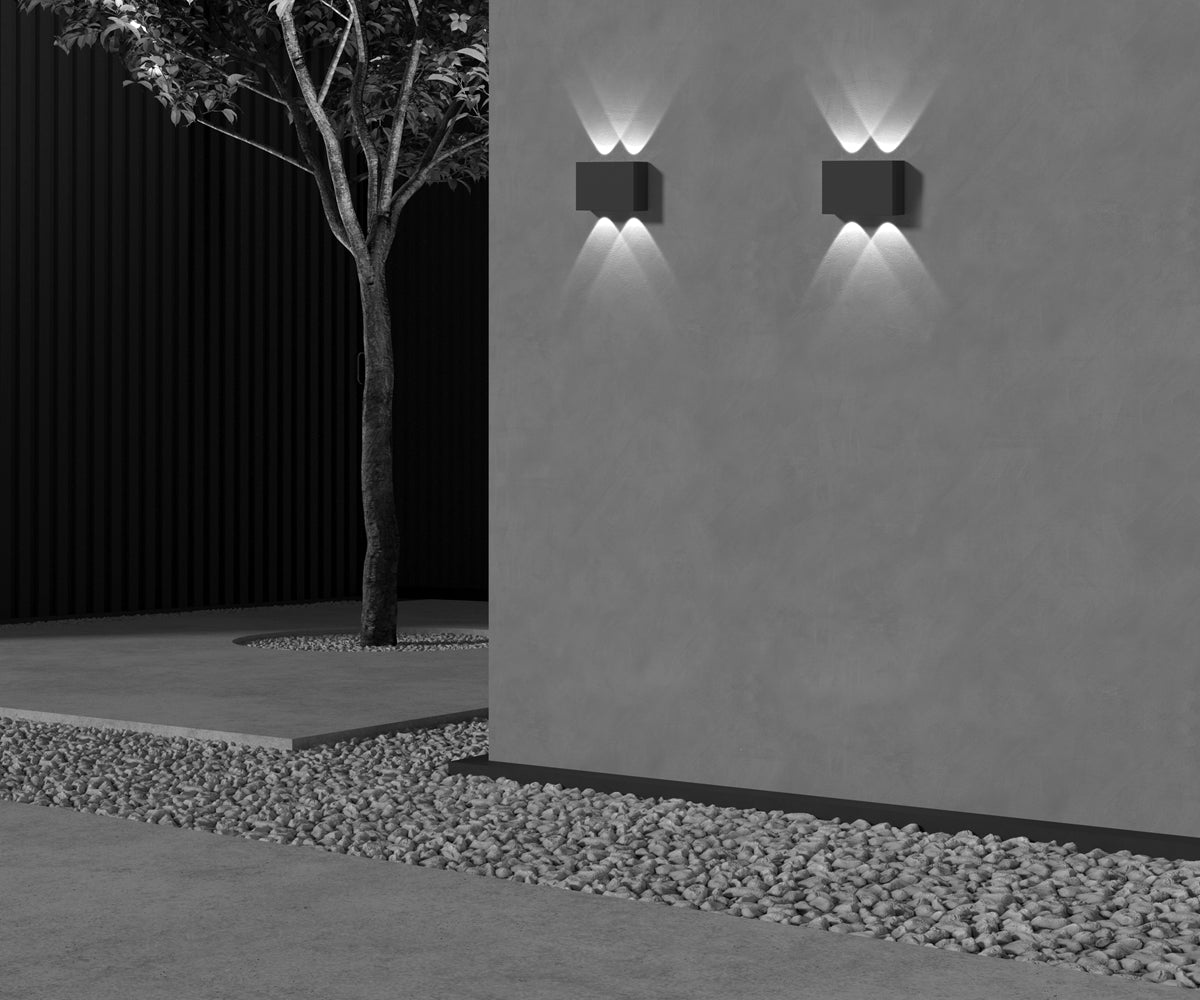 Show Outdoor Up/Down IP54 3000K LED Light