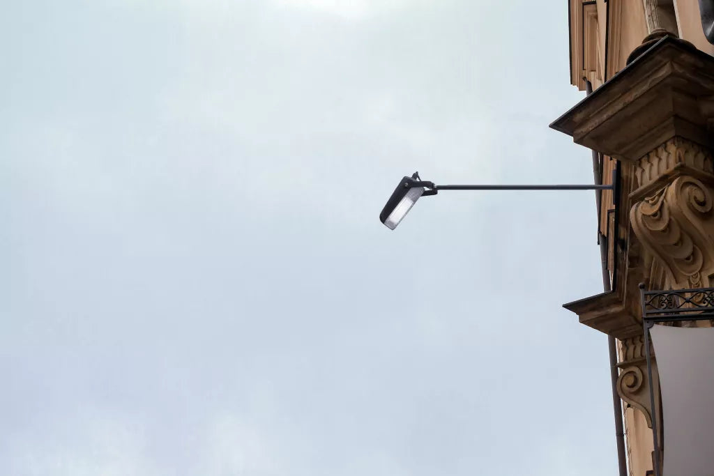 Pub Outdoor Wall Light - Black Metal & Polycarbonate
