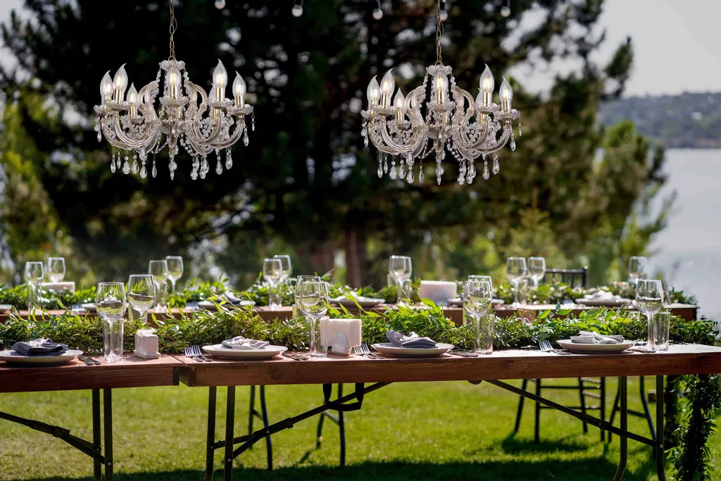 Utah Outdoor 8Lt Pendant - Gold & Crystal