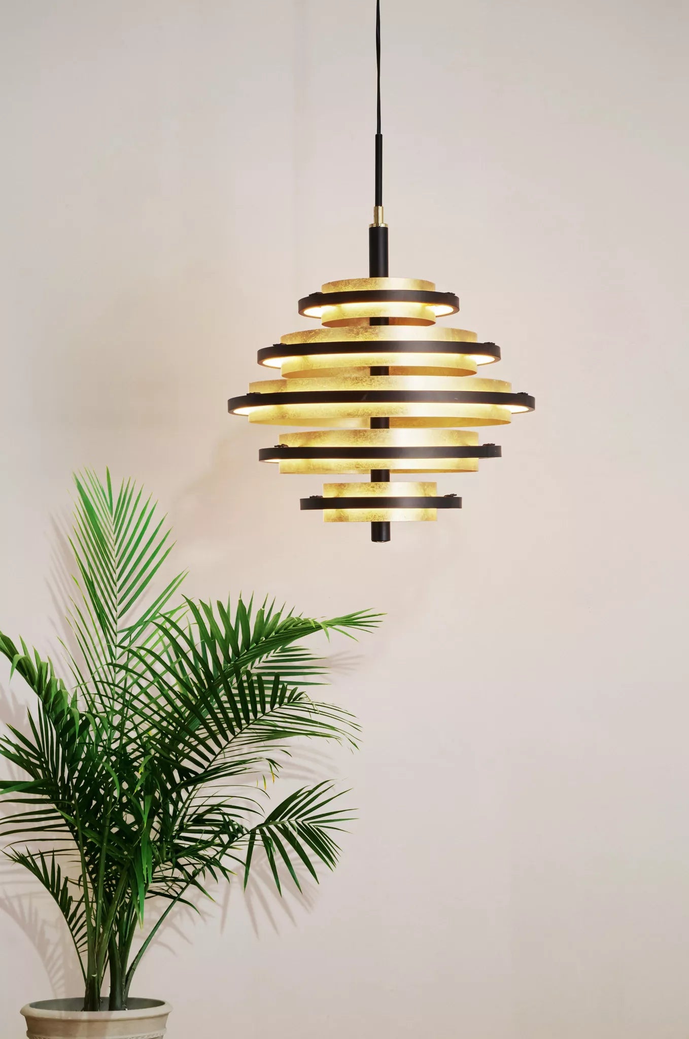 Hive 5Lt Pendant - Black Metal & Gold Leaf