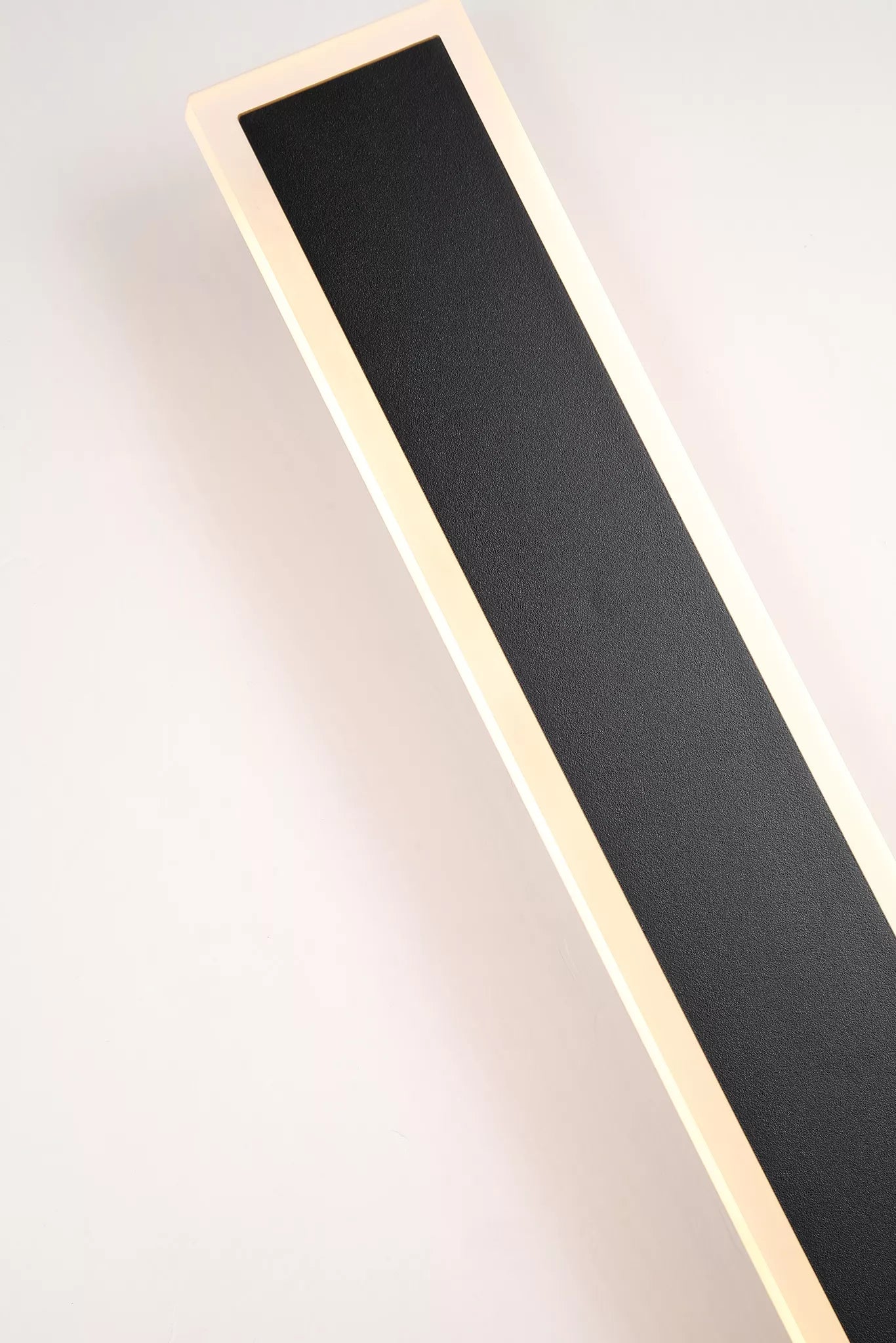 Bordo LED Linear Wall Light- Square/ Oval Finishes