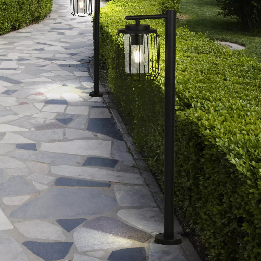 Reed 1Lt Post Light- Black Metal and PC Shade