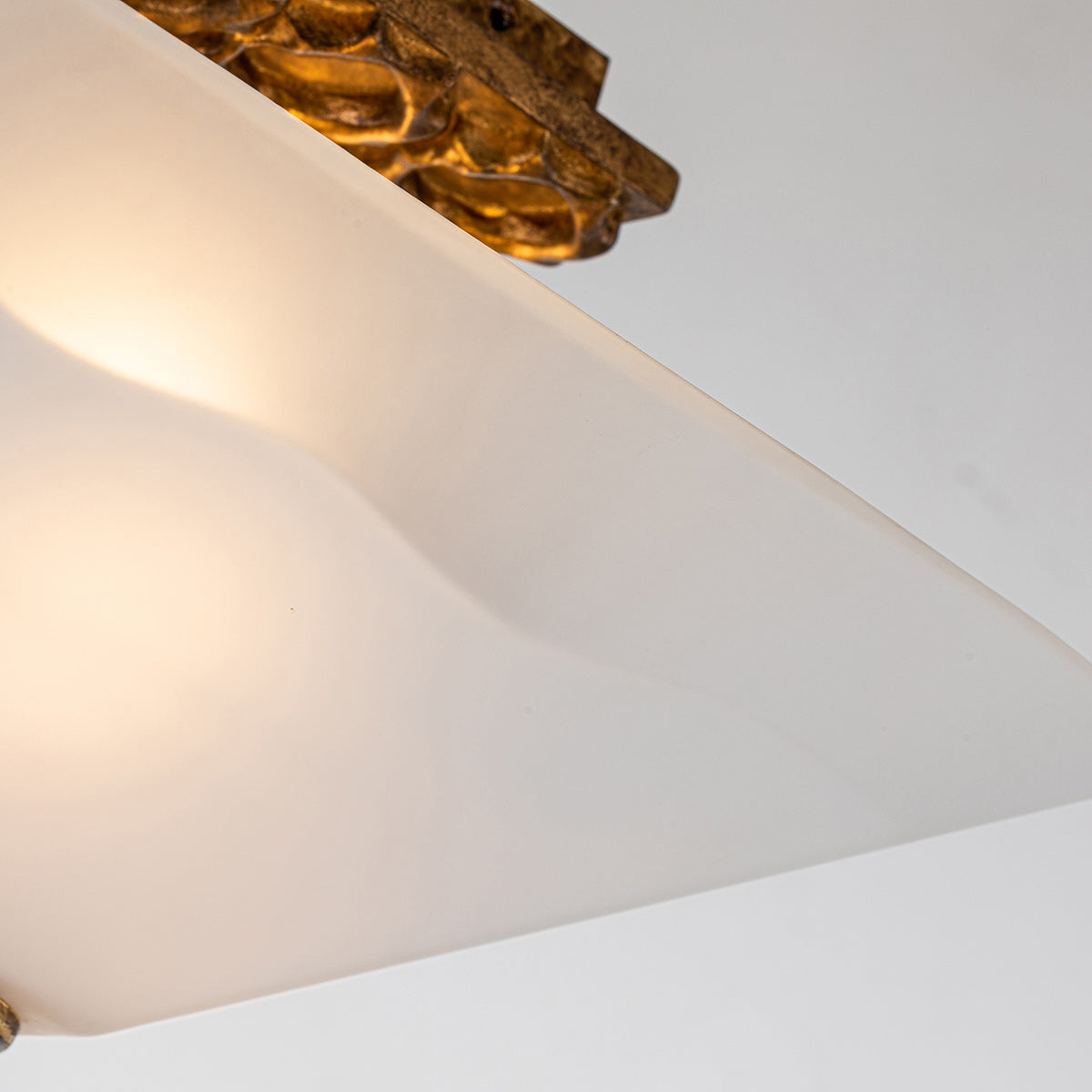 Star 2 lt Flush - Distressed E27
