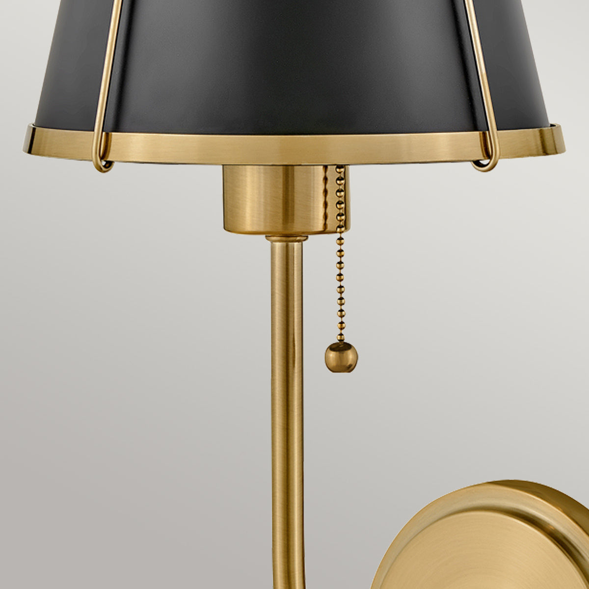 Hinkley Clarke 1 lt Wall Light with Pull switch - E27
