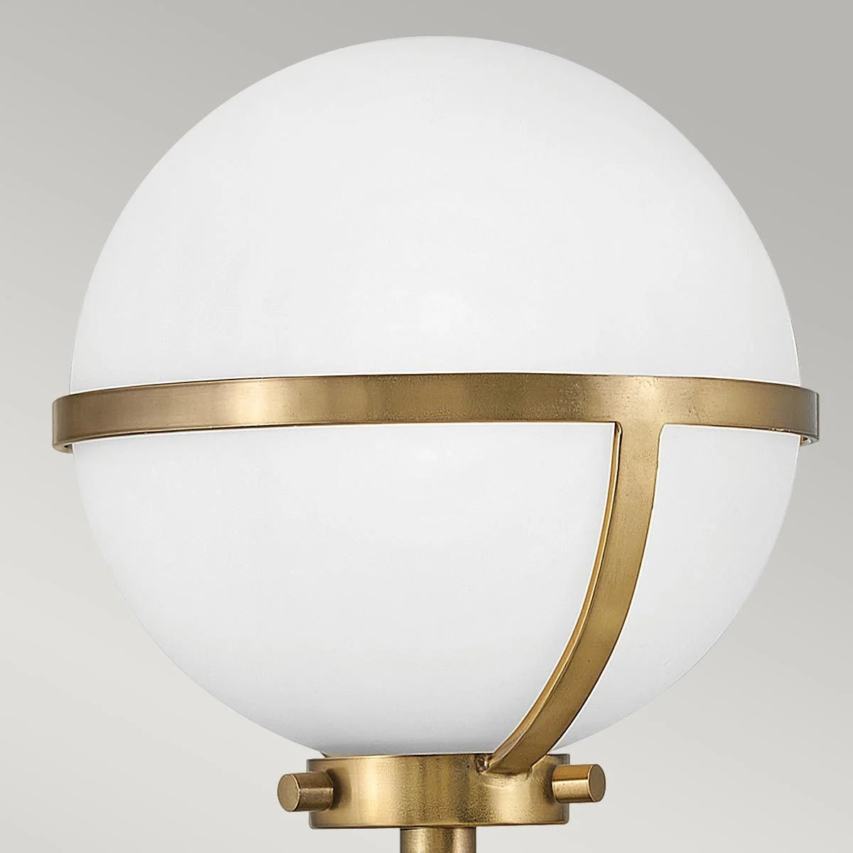 Hollis Single Light Wall Light IP44 - Heritage Brass