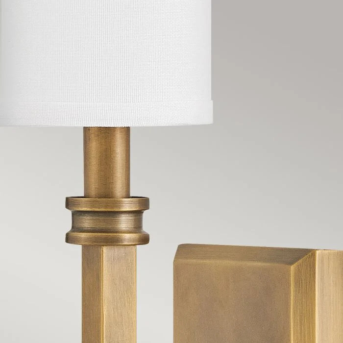 Hinkley Moore 1 lt Wall Light - Heritage Brass with Ivory Linen Shade