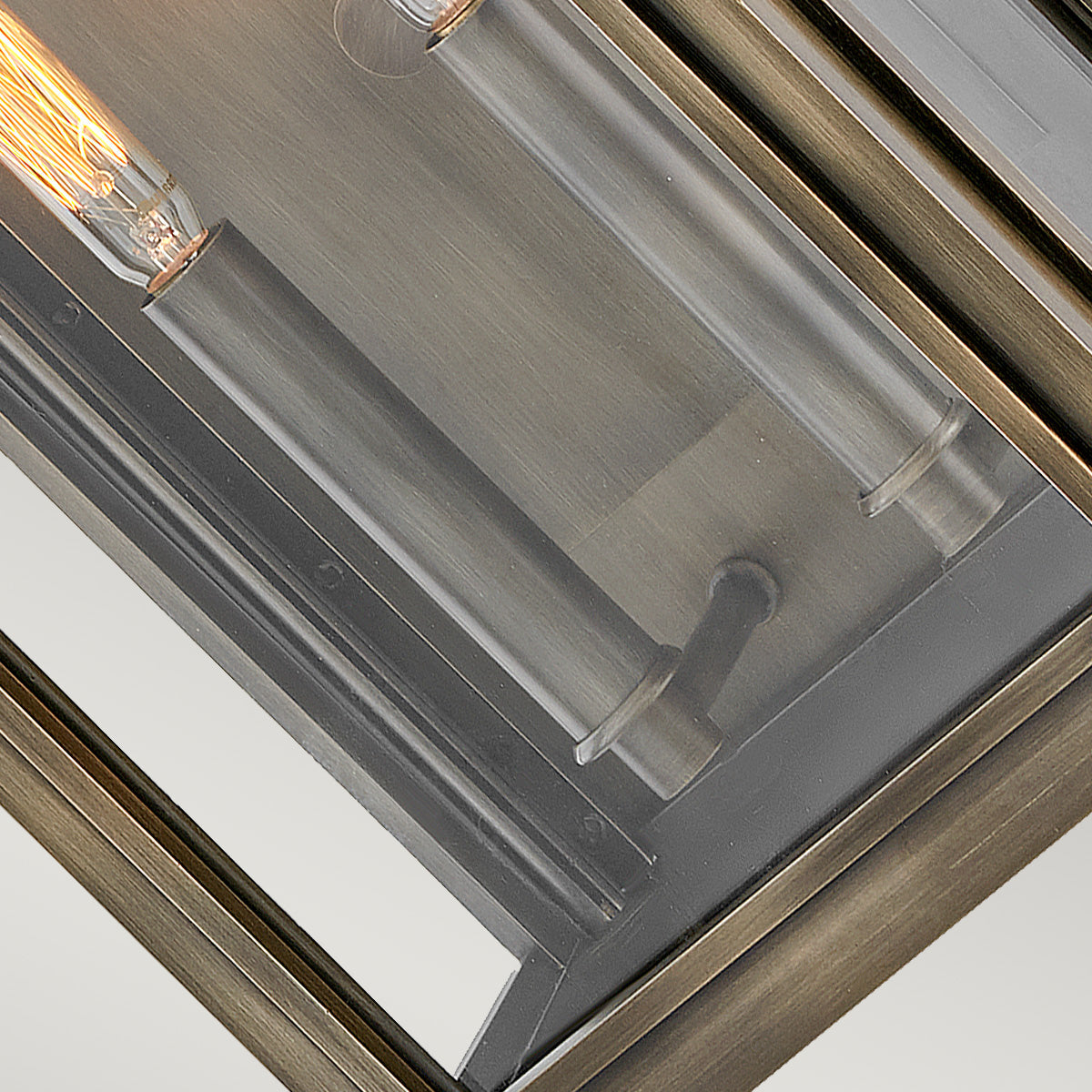 Sag Harbor Medium Wall Lantern - Bronze Finish