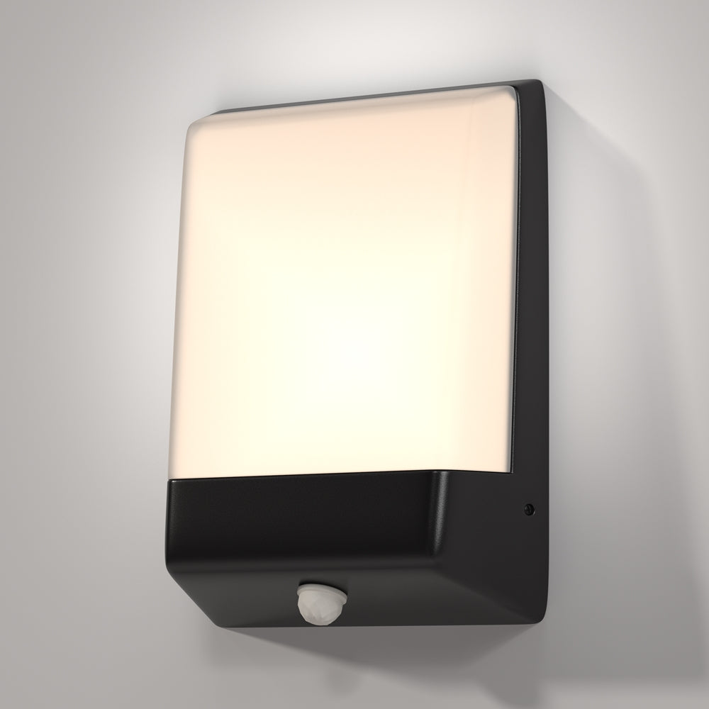 Row Outdoor Wall Light