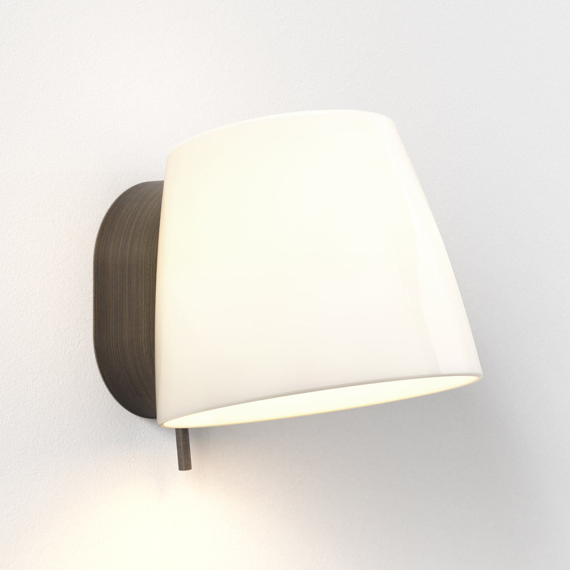 Imari Fixed Wall Lamp - Porcelain Shade, Bronze/Nickel