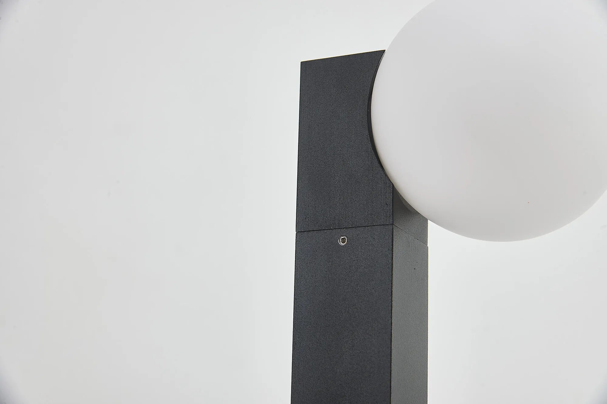 Interlaken 60cm Bollard- Black