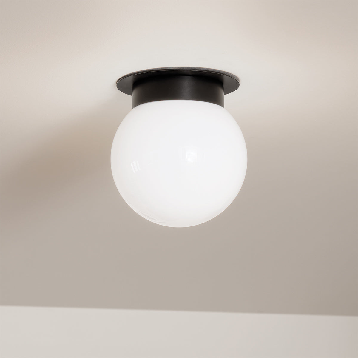 Albers Flush 1 lt Ceiling Light - E27