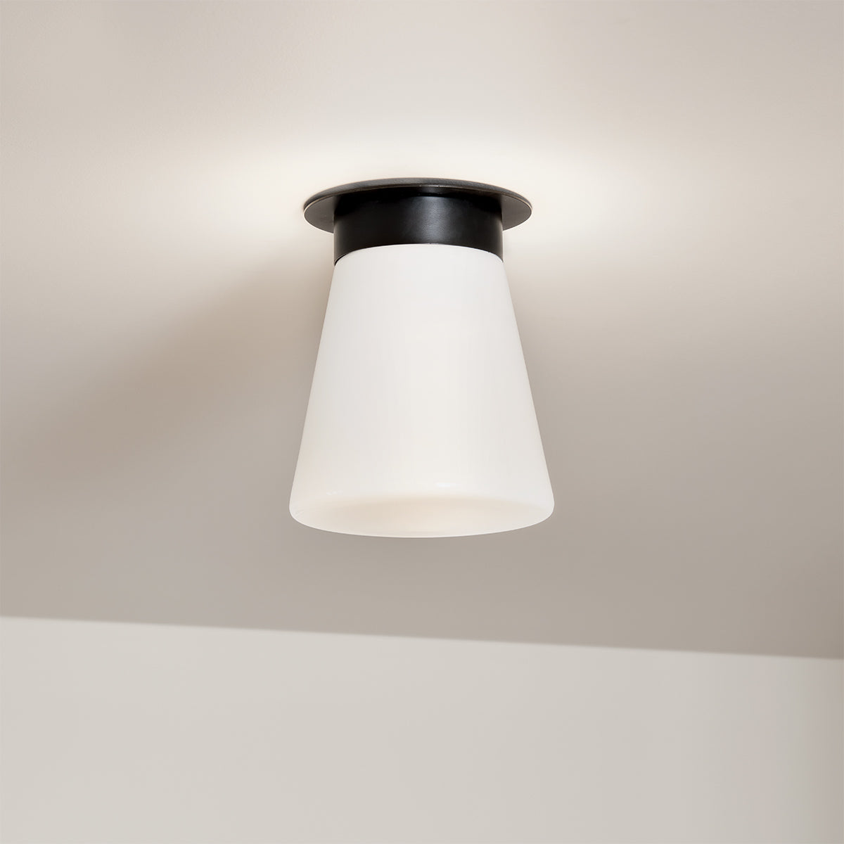 Albers Flush 1 lt Ceiling Light - E27