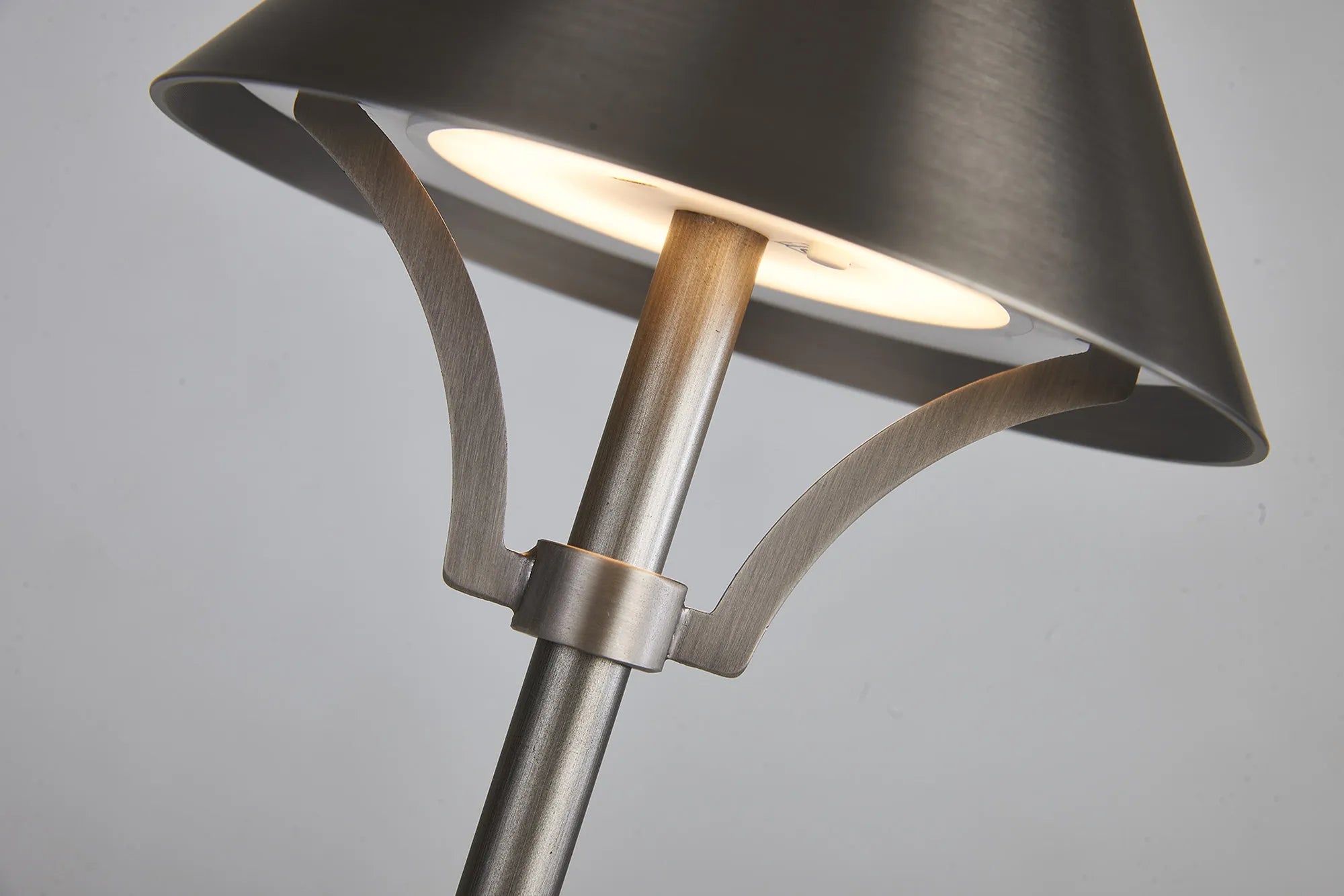 Legan Rechargeable Table Lamp- Various Colours