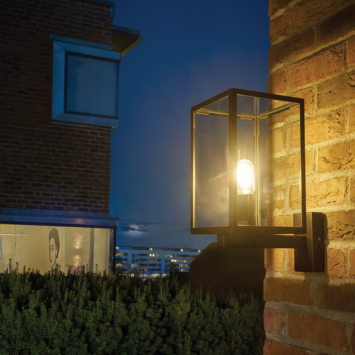 Lofoten Wall Light with Arm - Cusack Lighting