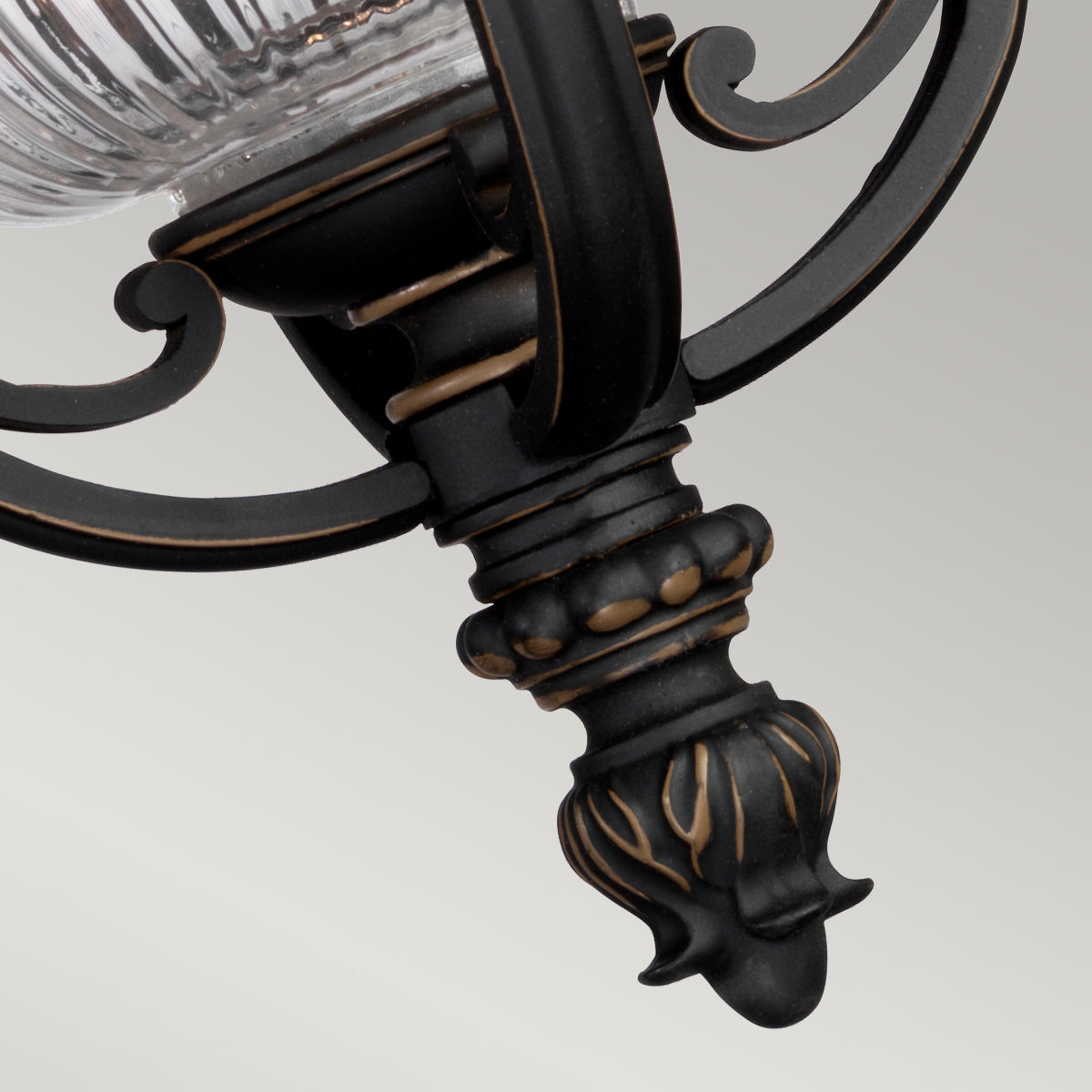 Luverne Chain Lantern – Rubbed Bronze Finish