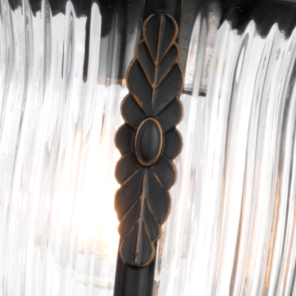 Luverne Medium Wall Lantern - Rubbed Bronze Finish