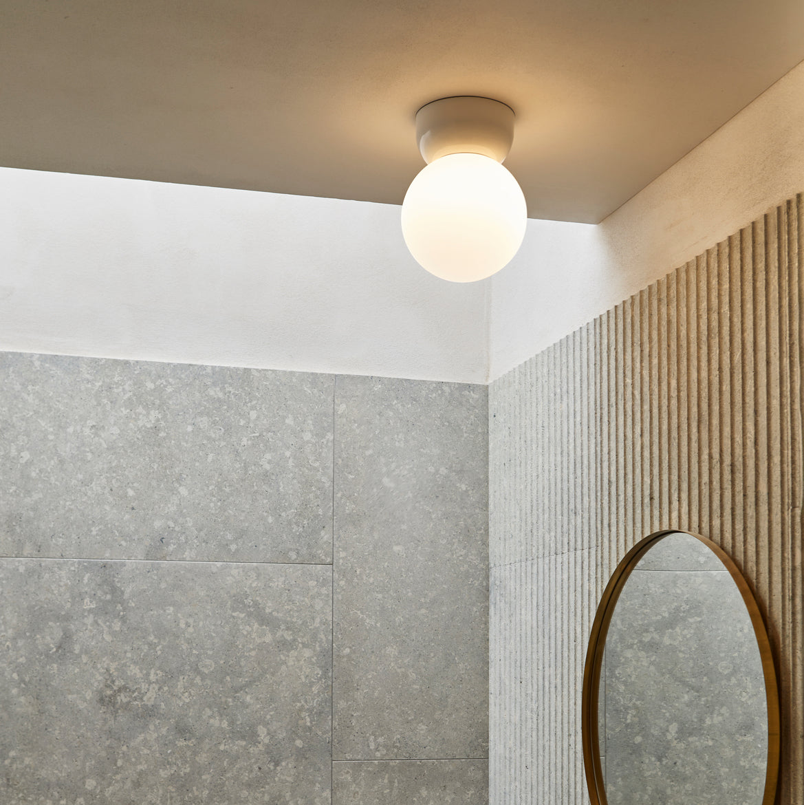Lyra Bathroom Ceiling Light 140/180 IP44