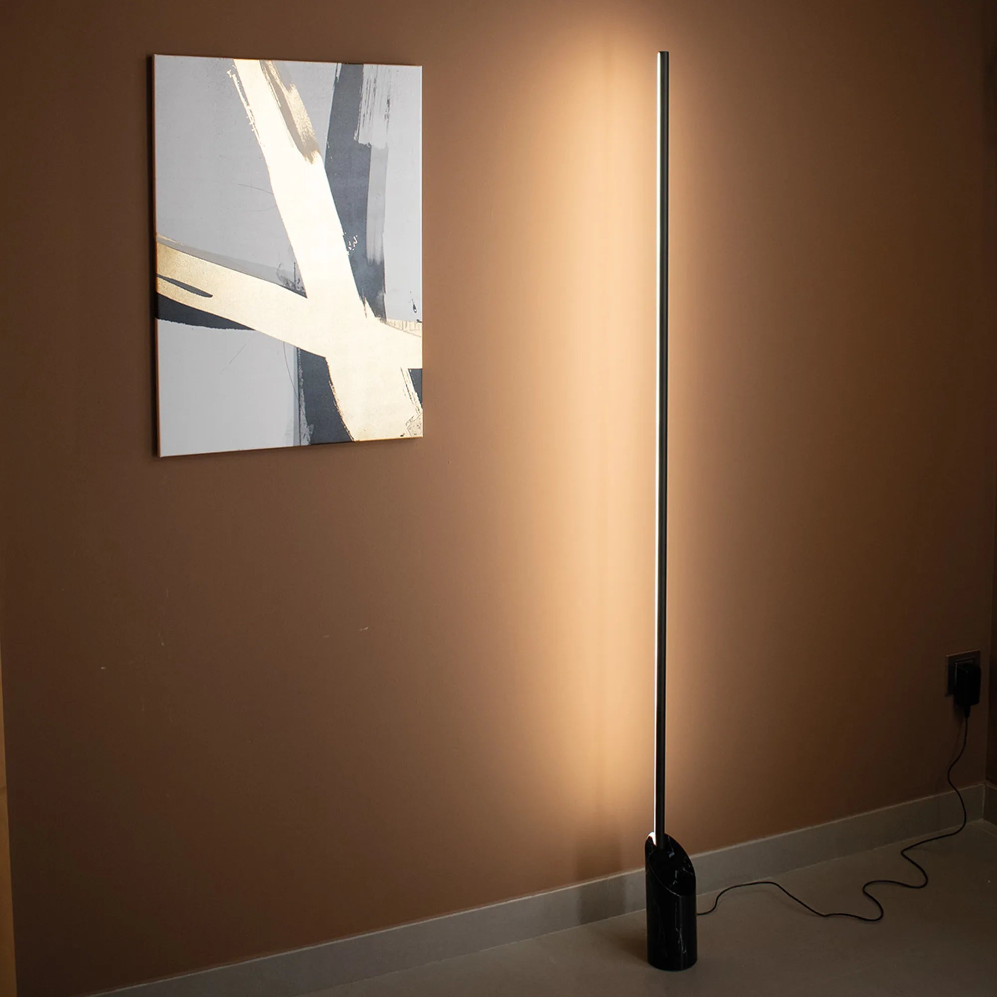 Marmol Floor Lamp- Black & White Marble/White & Black