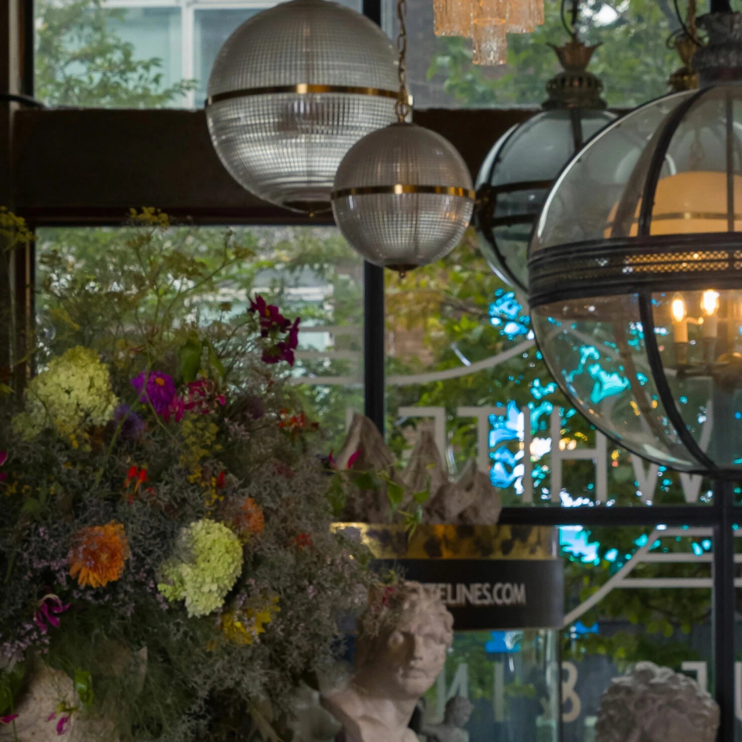 Parisian Globe Pendant- Clear Brass