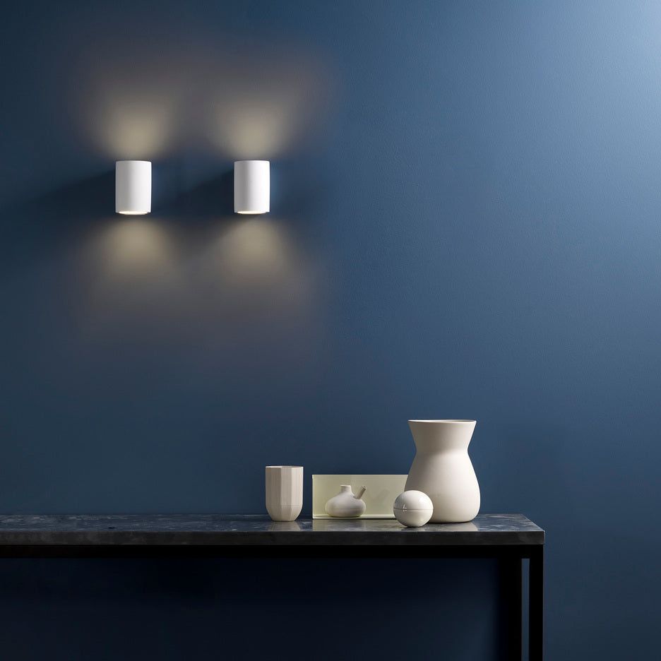 Pero Plaster Wall Lamp