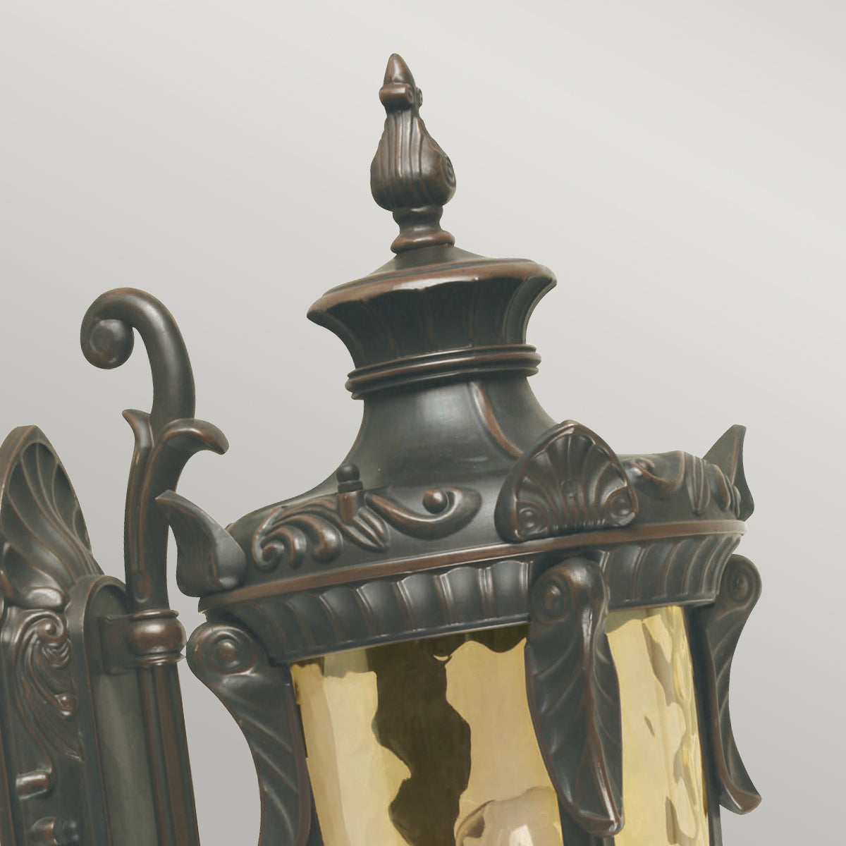 Philadelphia Medium & Up Wall Lantern - Old Bronze Finish