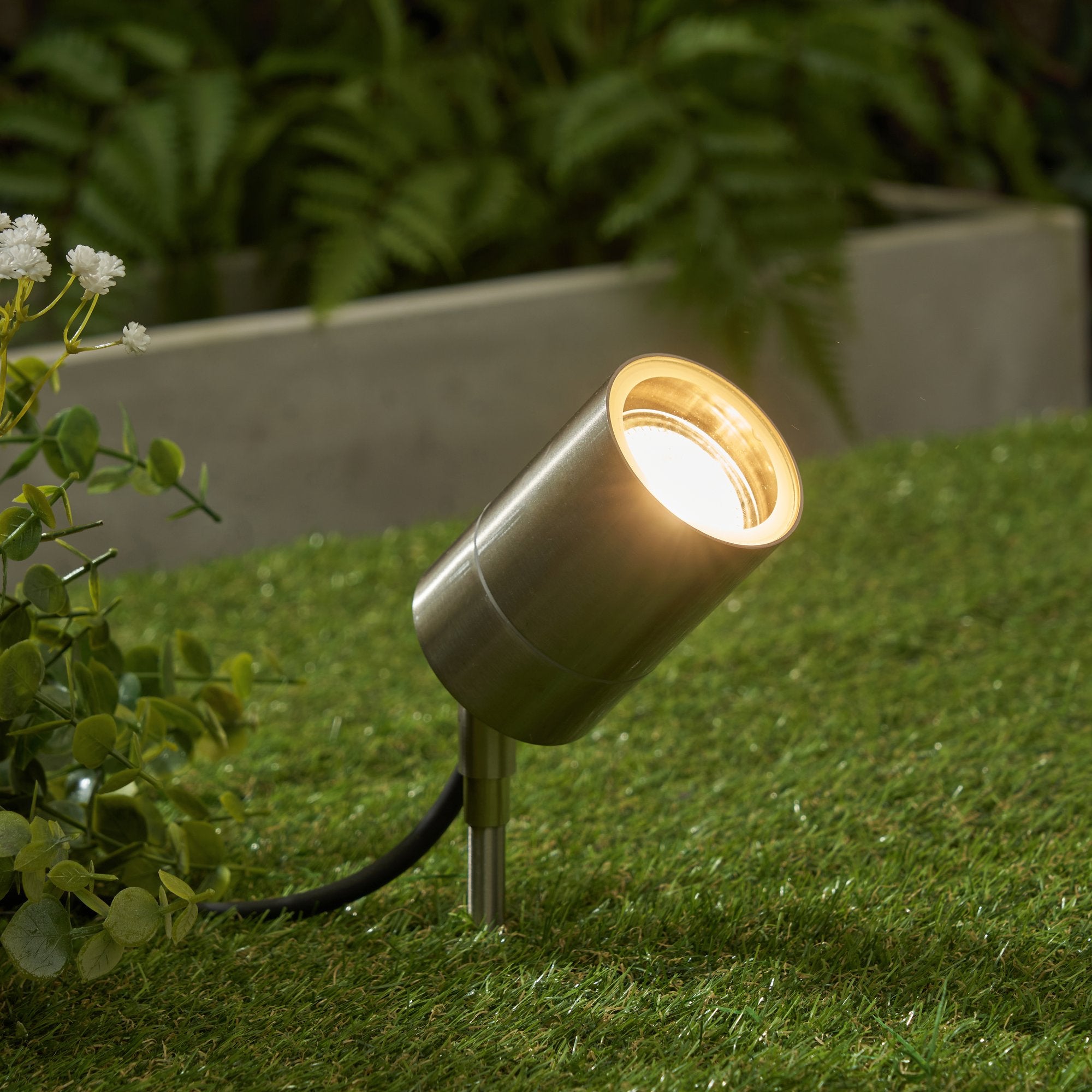 Leto Outdoor Spike Light- Black/ Stainless Steel Finish