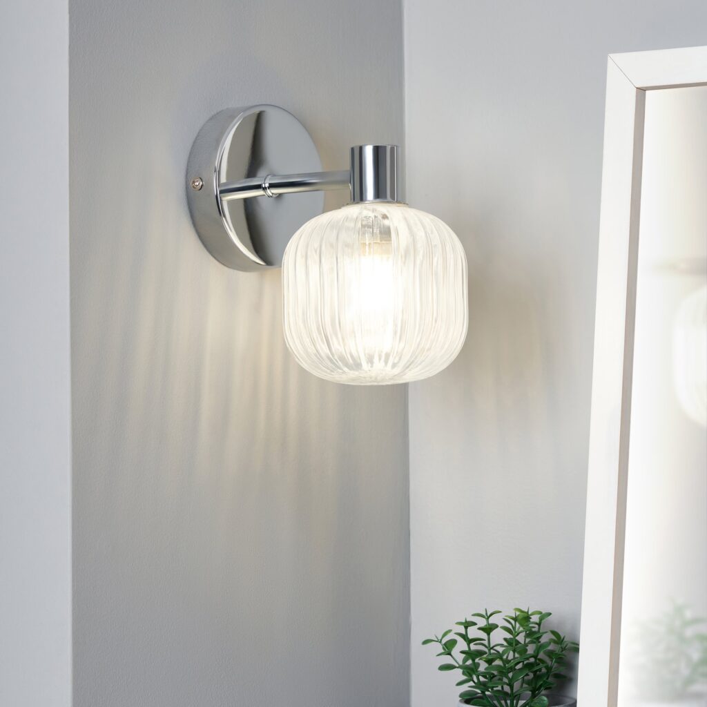 Scala 1lt Ribbed Bathroom Wall Light IP44- Chrome/ Satin Brass