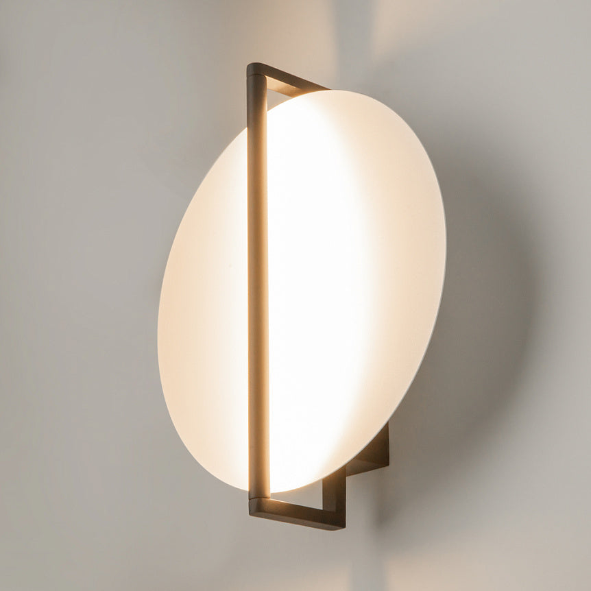 Mira Wall Lamp