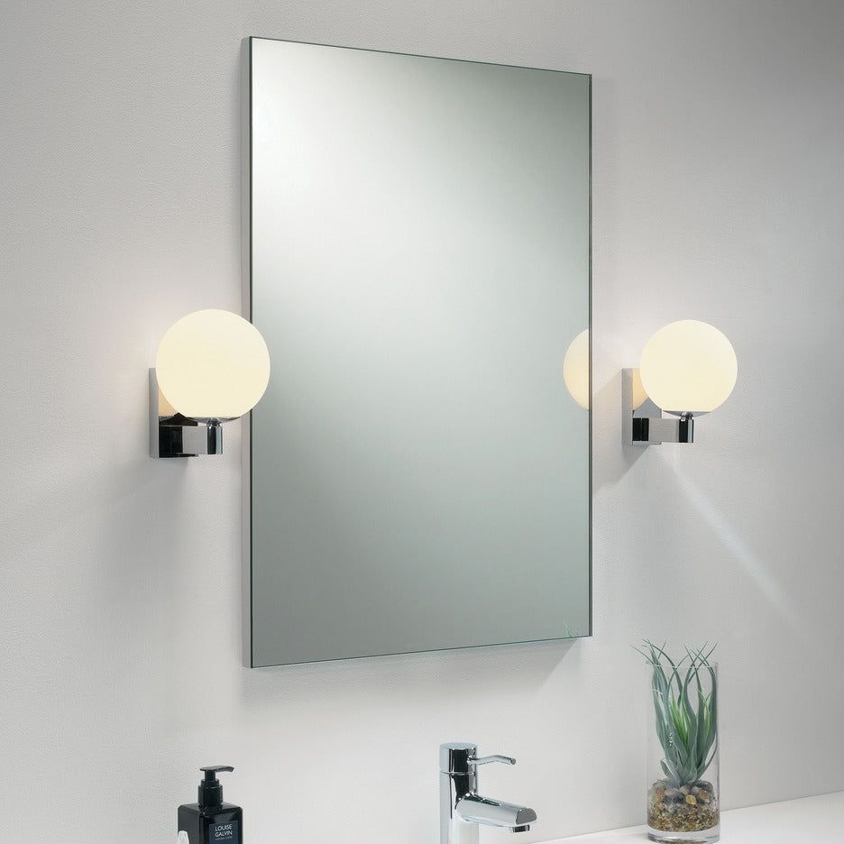 Sagara Bathroom Wall Light - Polished Chrome / Matt Black