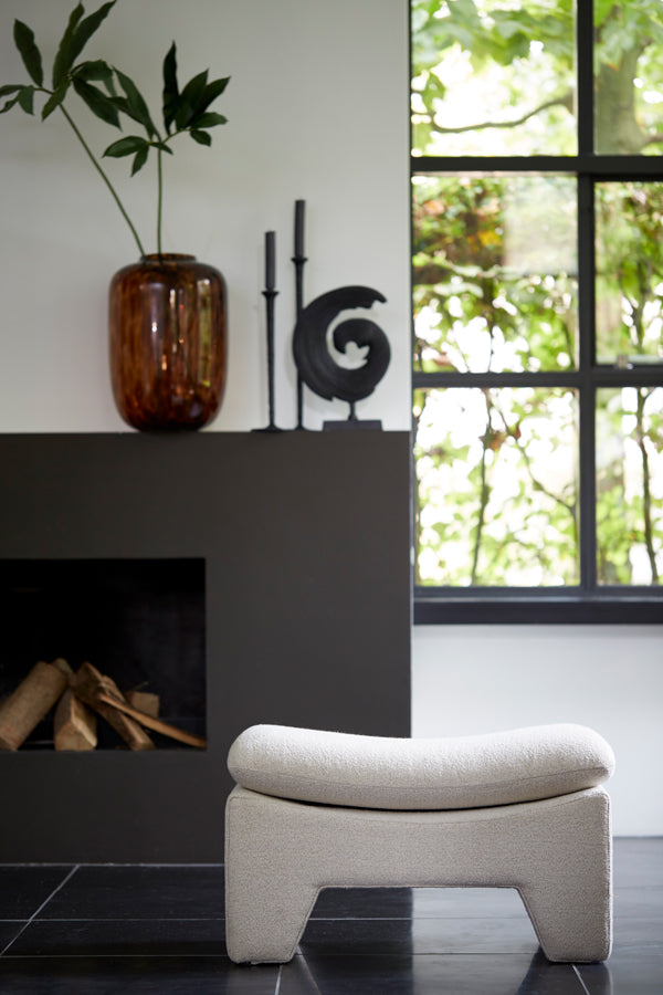 Shwiba Large Ornament on Base - Matt Black Finish