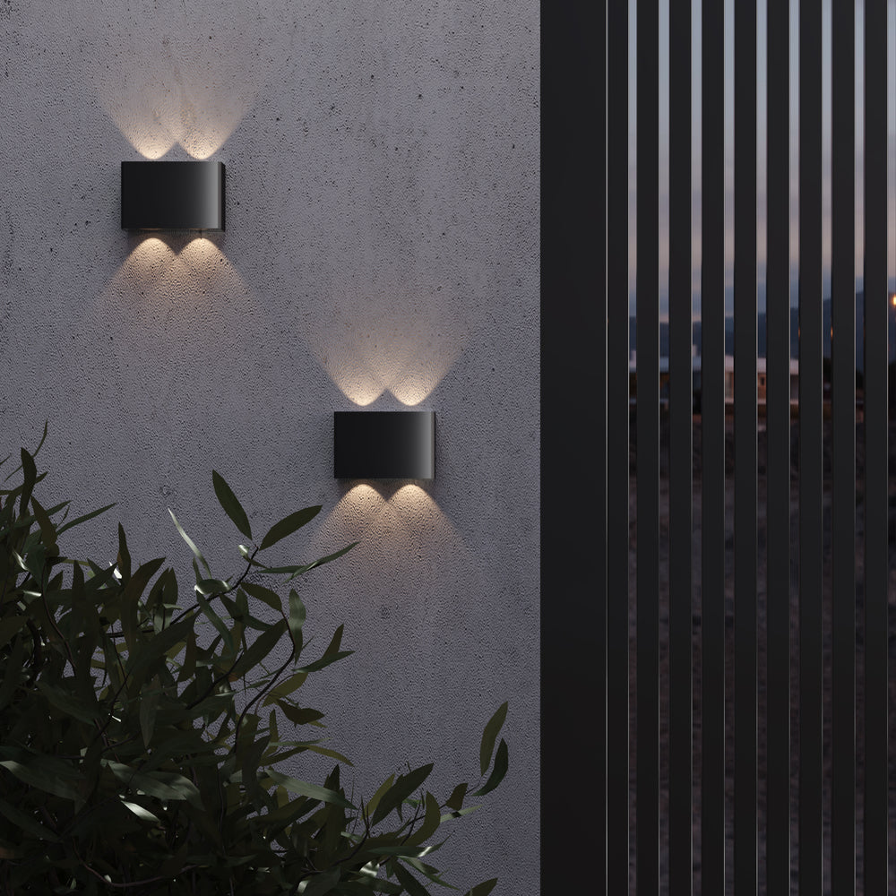 Show Outdoor Up/Down IP54 3000K LED Light