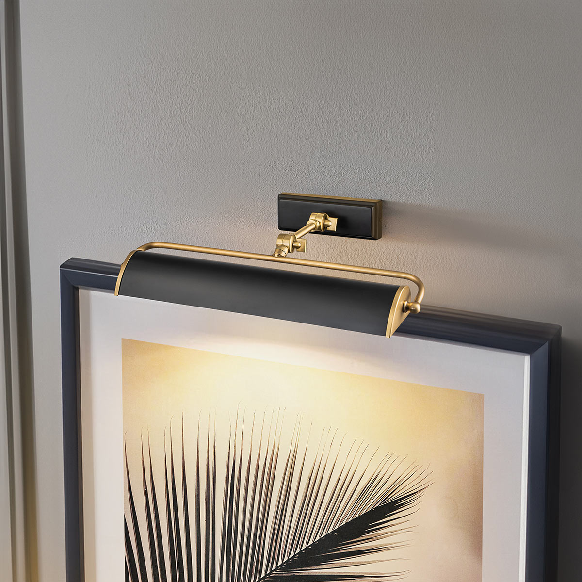 Winchfield 2lt Small/Large Picture Light - In Various Finishes E14