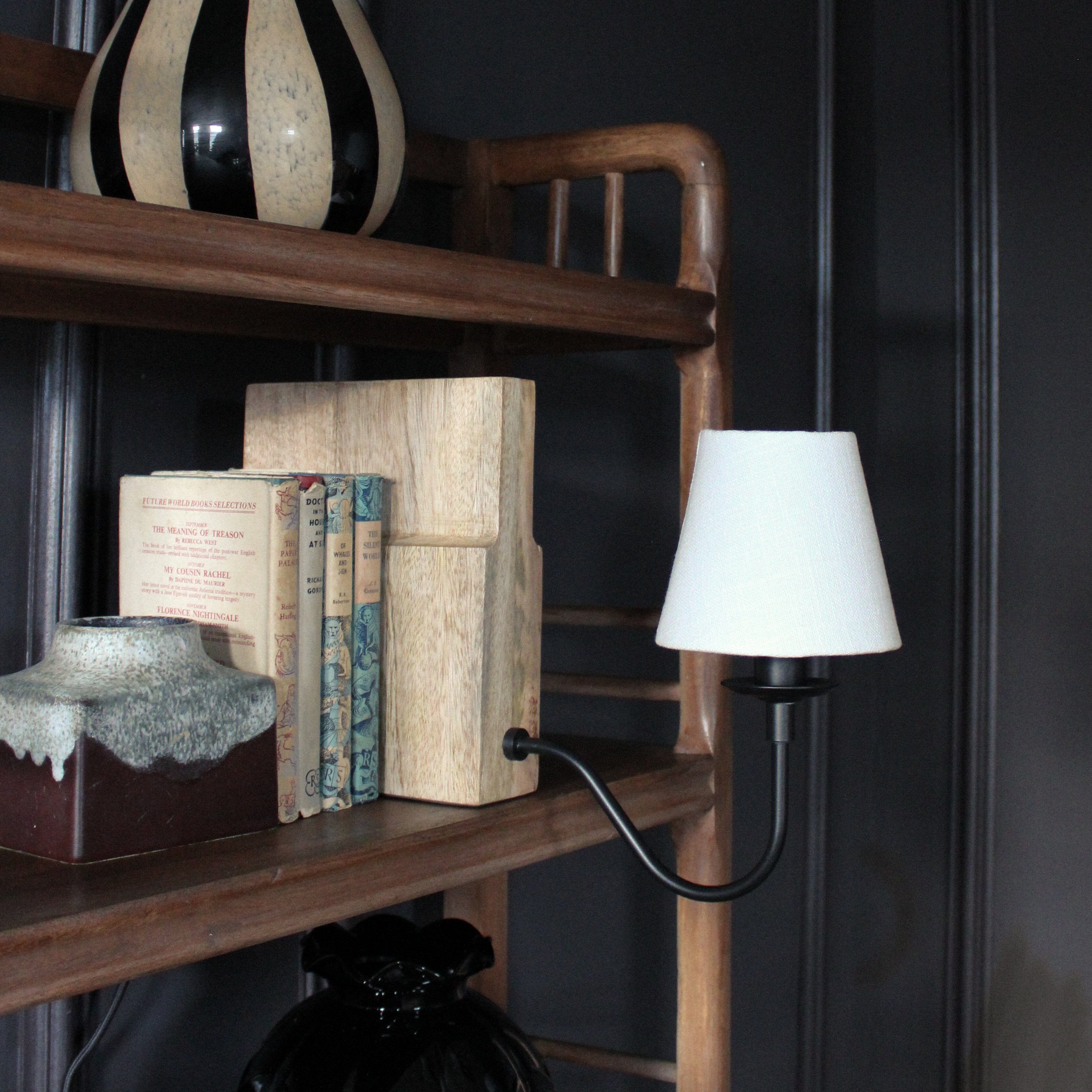 Teoranta Wooden Bookshelf Lamp- Green/ White Shades