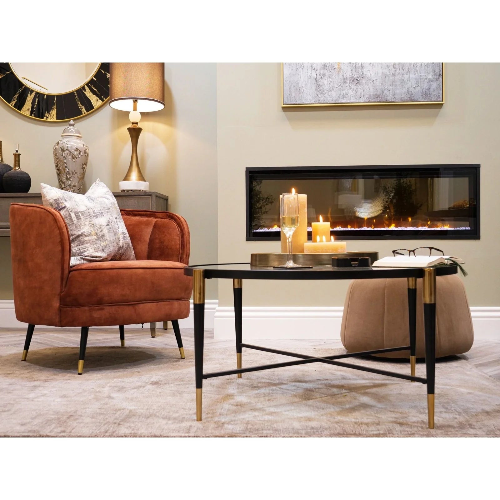Harlinne Console Table - Smooth Black Finish