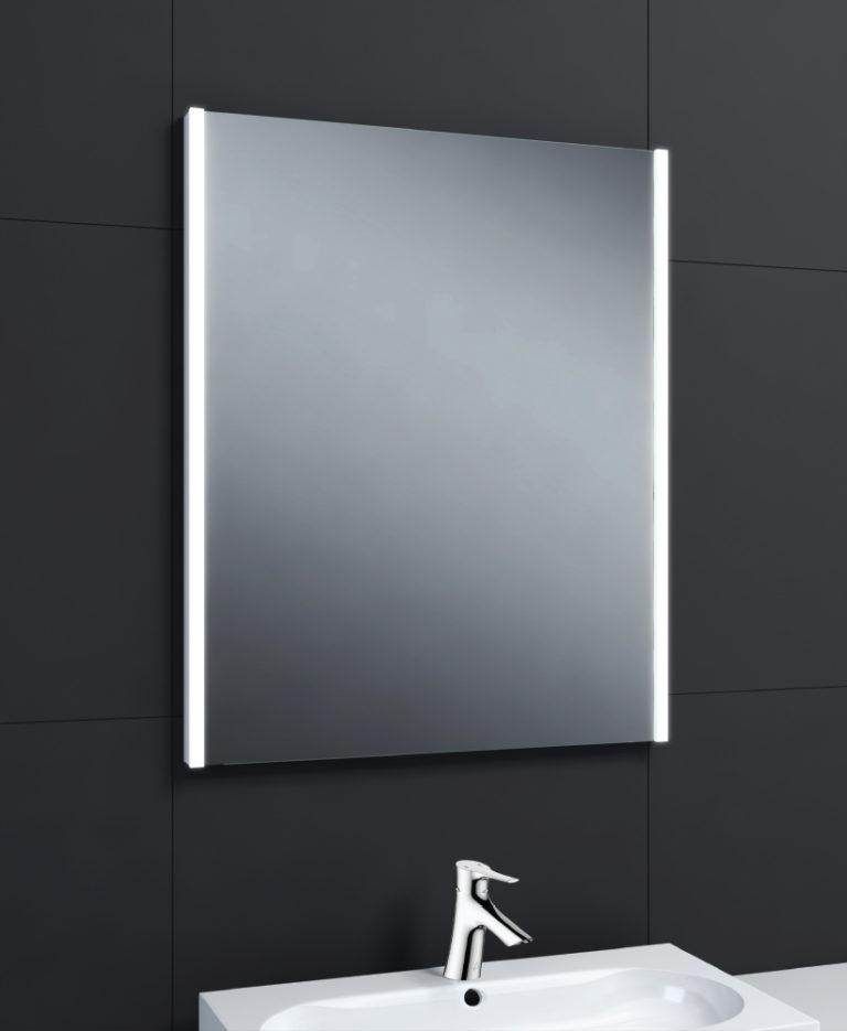 Lussa Mirror